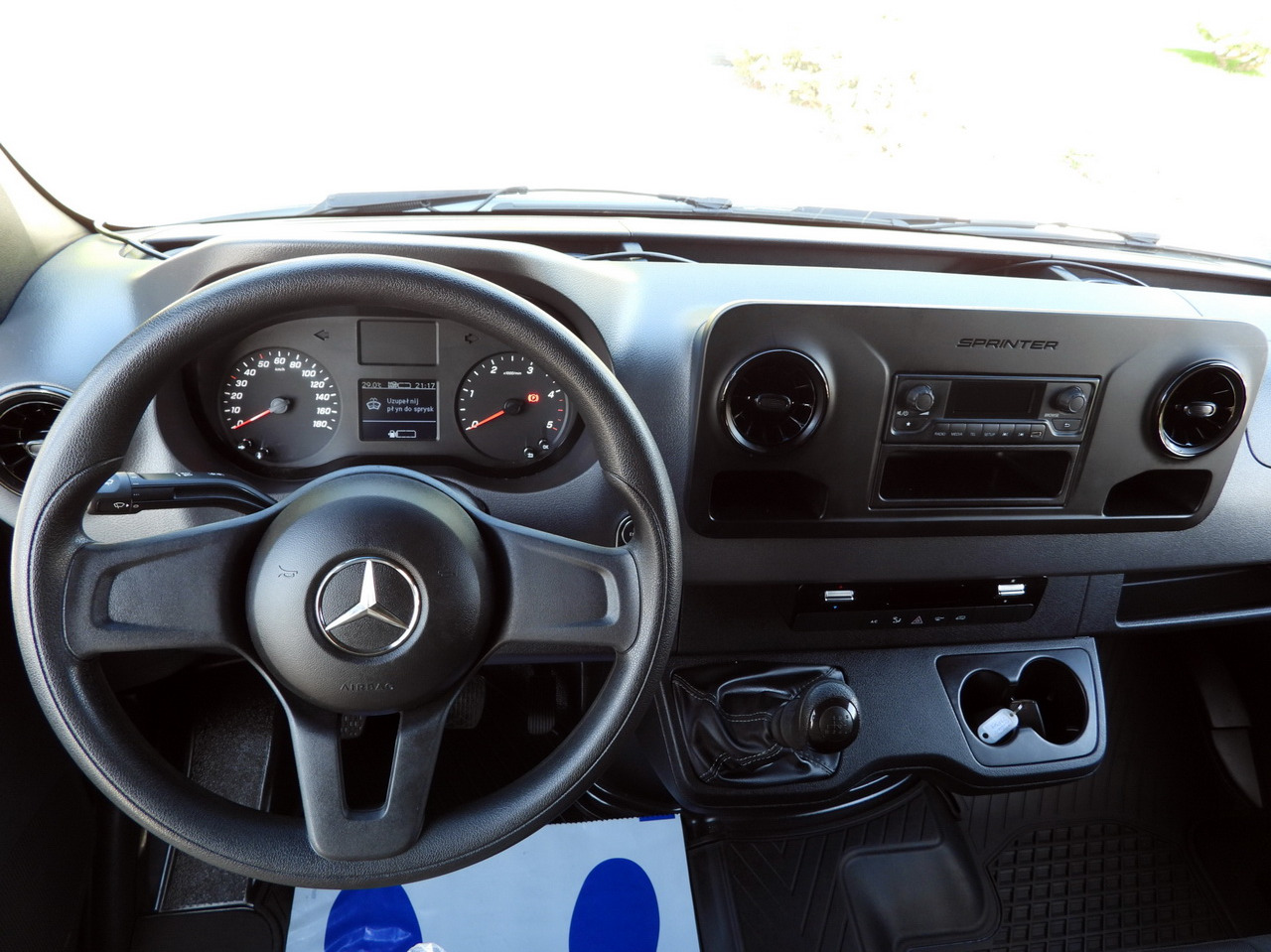 Van box MERCEDES SPRINTER 315 BOX LIFT 8 PALLETS AIR CONDITIONING  150HP: gambar 25