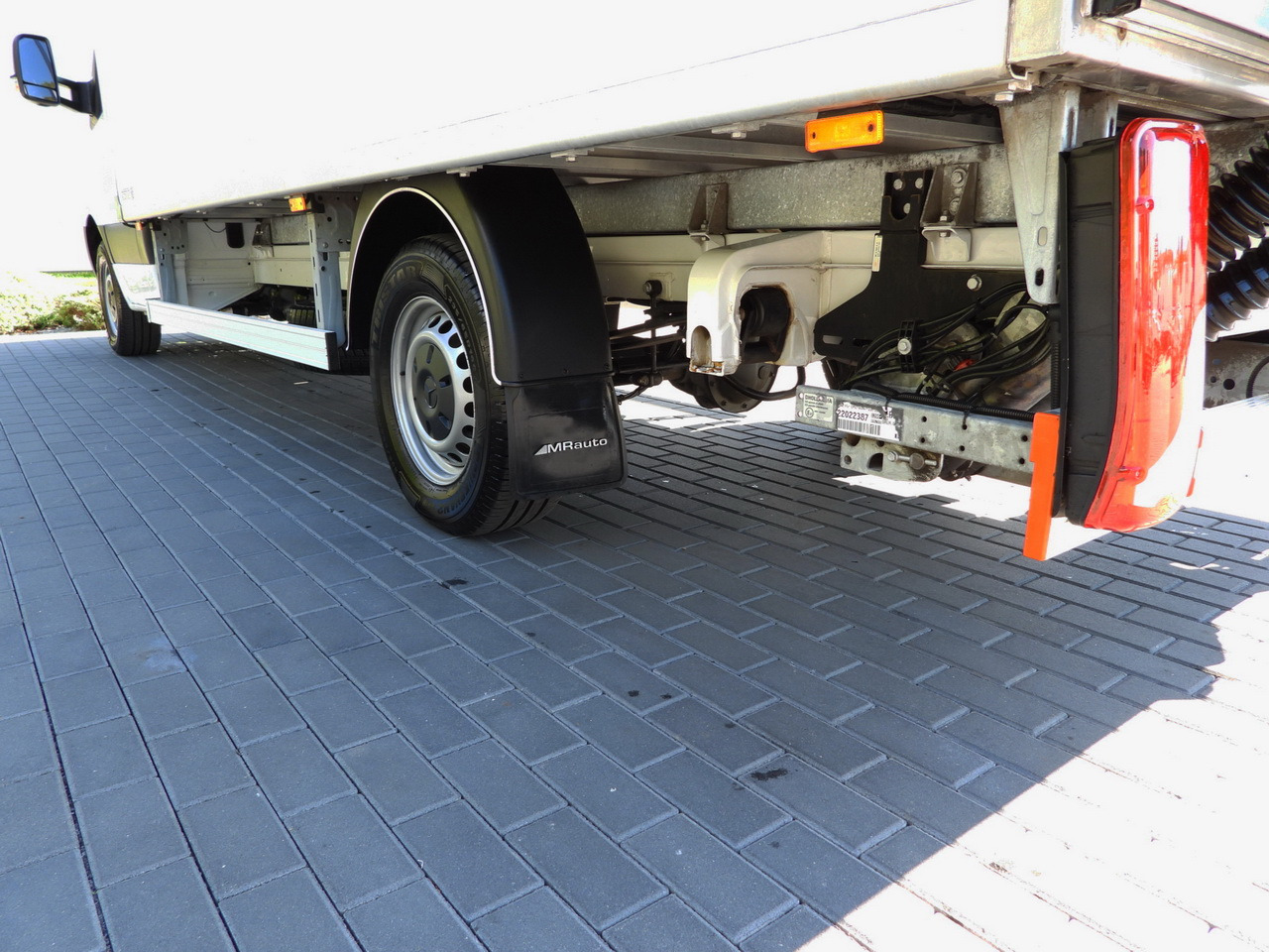 Van box MERCEDES SPRINTER 315 BOX LIFT 8 PALLETS AIR CONDITIONING  150HP: gambar 14