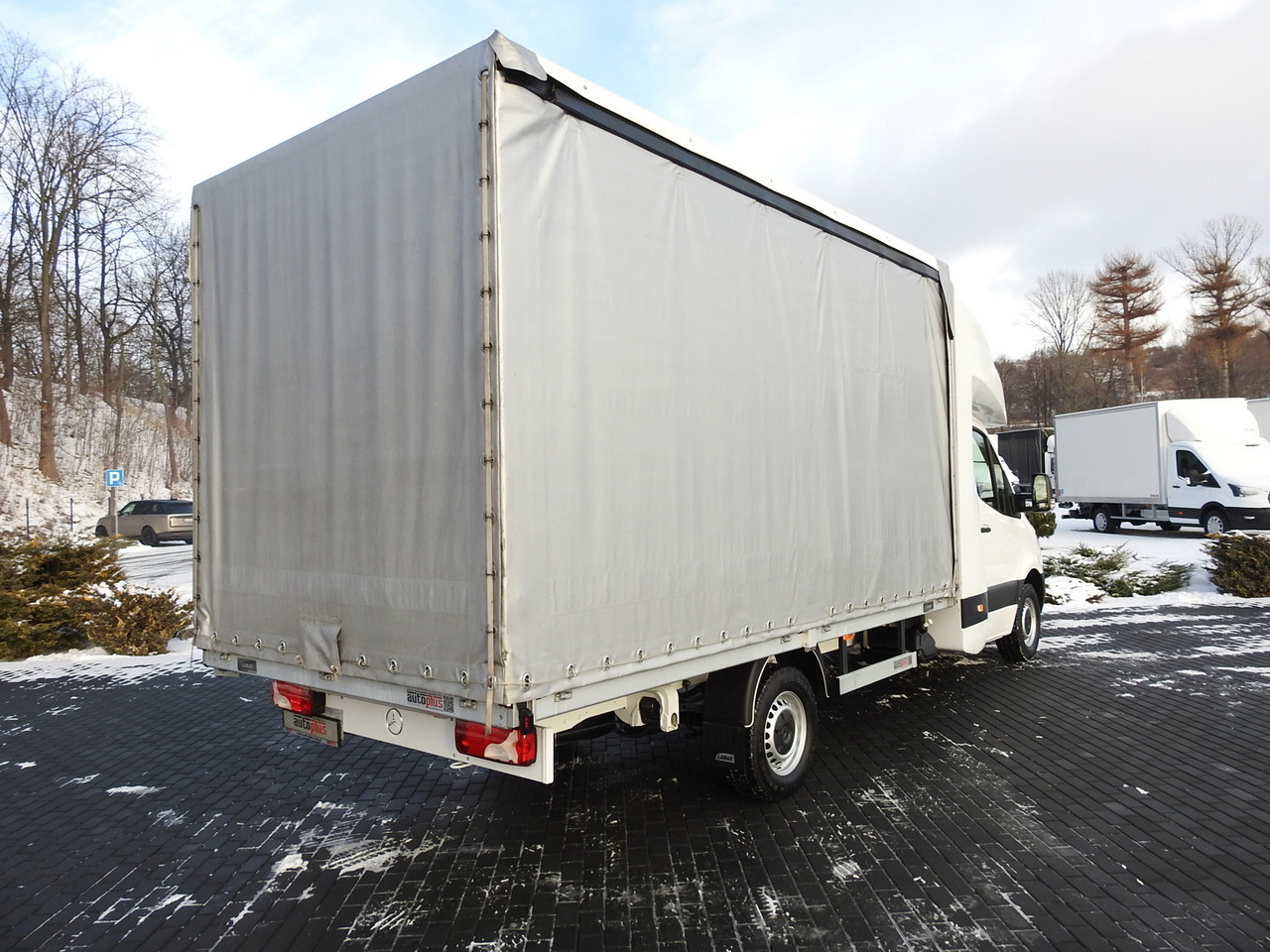 MERCEDES SPRINTER 316 TARPAULIN 8 PALLETS WEBASTO CRUISE CONTROL AIR CONDITIONING 160HP - Van dengan terpal samping: gambar 3 MERCEDES SPRINTER 316 TARPAULIN 8 PALLETS WEBASTO CRUISE CONTROL AIR CONDITIONING 160HP - Van dengan terpal samping: gambar 3