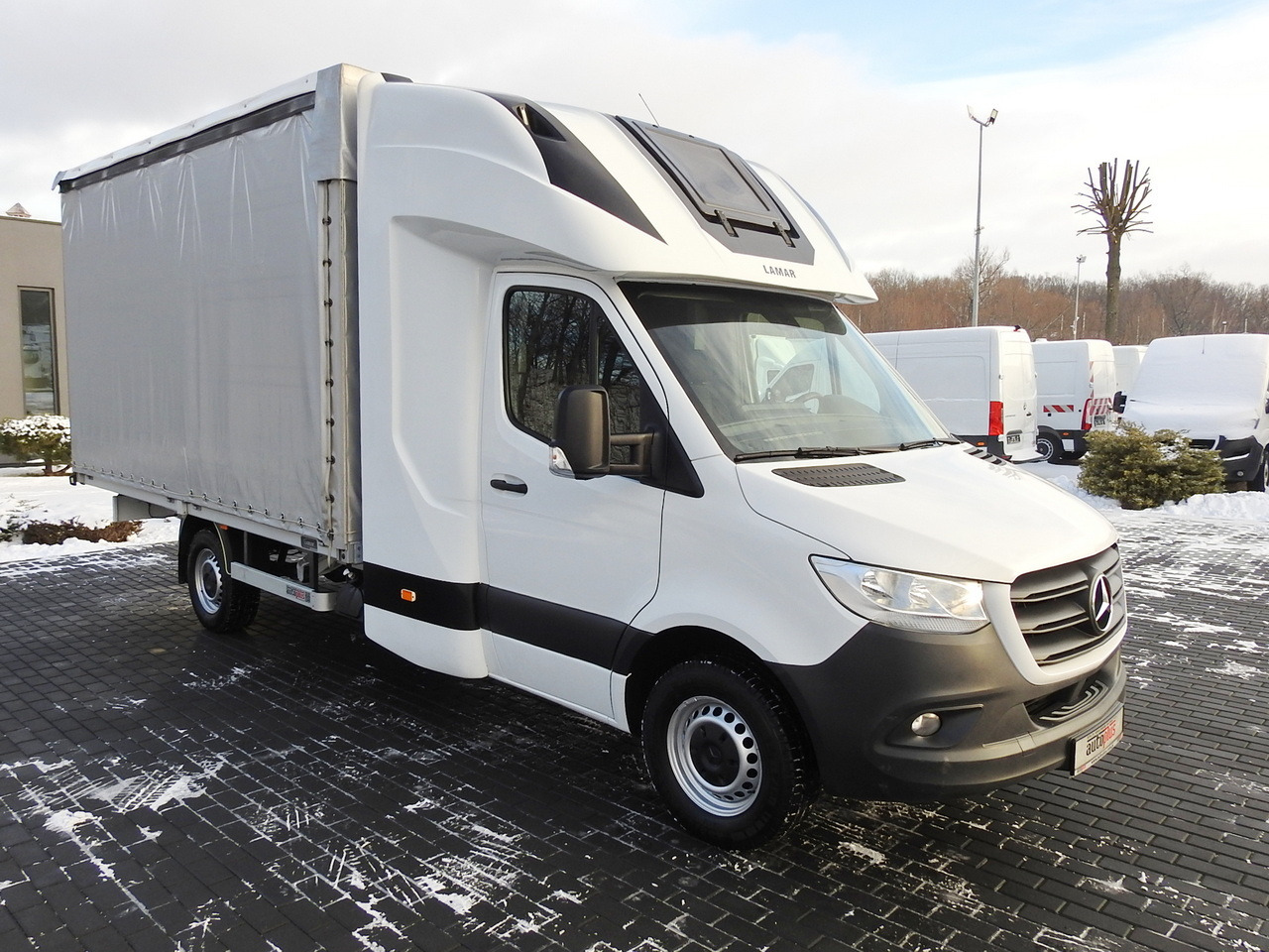 MERCEDES SPRINTER 316 TARPAULIN 8 PALLETS WEBASTO CRUISE CONTROL AIR CONDITIONING 160HP - Van dengan terpal samping: gambar 4 MERCEDES SPRINTER 316 TARPAULIN 8 PALLETS WEBASTO CRUISE CONTROL AIR CONDITIONING 160HP - Van dengan terpal samping: gambar 4
