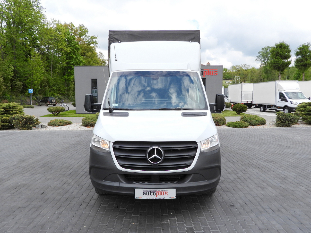 MERCEDES SPRINTER 316 TARPAULIN LIFT 8 PALLETS WEBASTO CRUISE CONTROL AIR CONDITIONING  160HP - Van dengan terpal samping: gambar 5 MERCEDES SPRINTER 316 TARPAULIN LIFT 8 PALLETS WEBASTO CRUISE CONTROL AIR CONDITIONING  160HP - Van dengan terpal samping: gambar 5