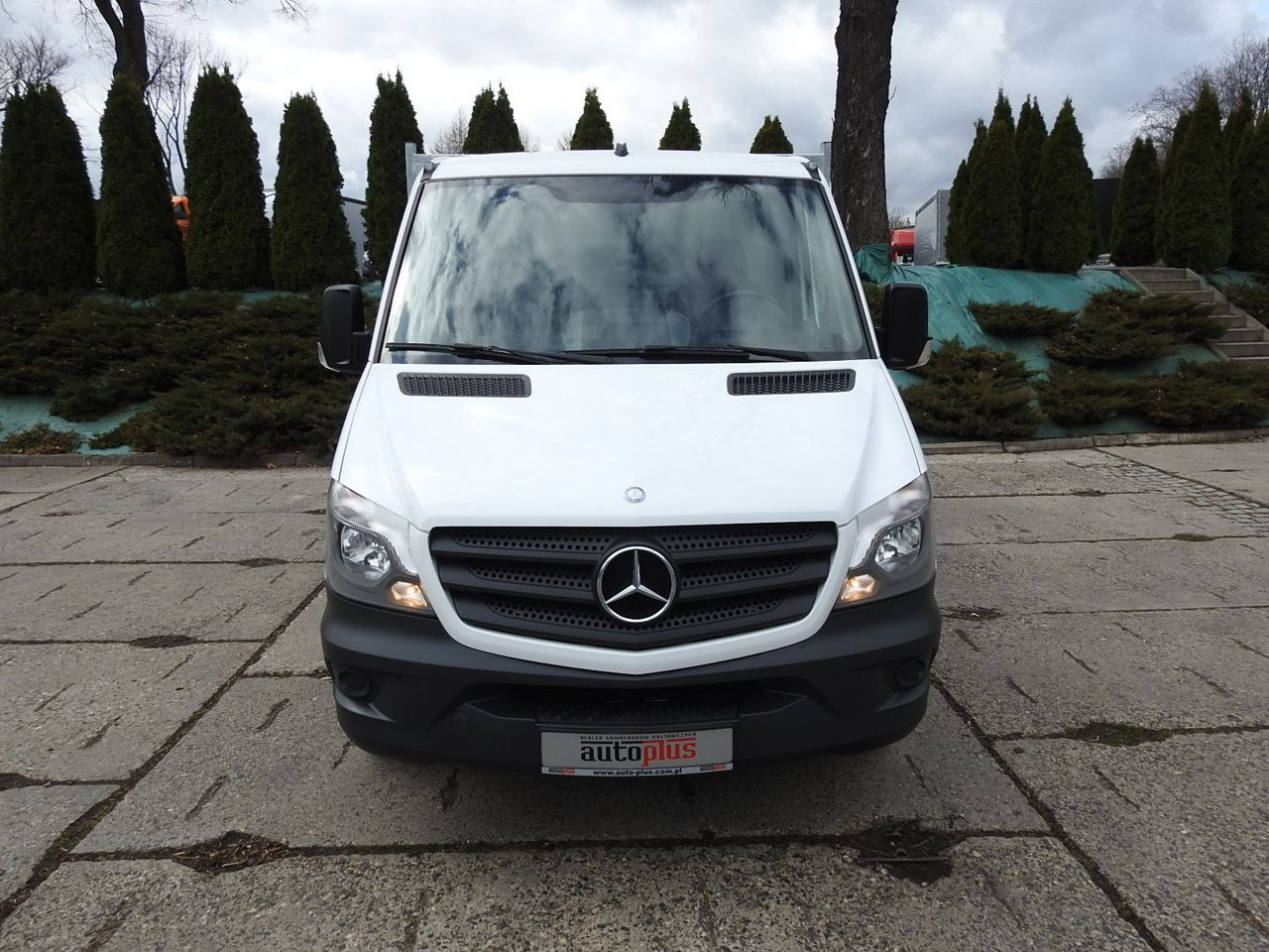 MERCEDES SPRINTER 316 THREE-WAY TIPPER  CRUISE CONTROL AUTOMATIC TRANSMISSION  AIR CONDITIONING  160HP - Van jungkit: gambar 5 MERCEDES SPRINTER 316 THREE-WAY TIPPER  CRUISE CONTROL AUTOMATIC TRANSMISSION  AIR CONDITIONING  160HP - Van jungkit: gambar 5