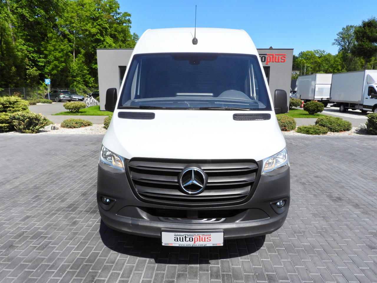 MERCEDES SPRINTER 316 VAN AIR CONDITIONING 165HP - Van panel: gambar 5 MERCEDES SPRINTER 316 VAN AIR CONDITIONING 165HP - Van panel: gambar 5