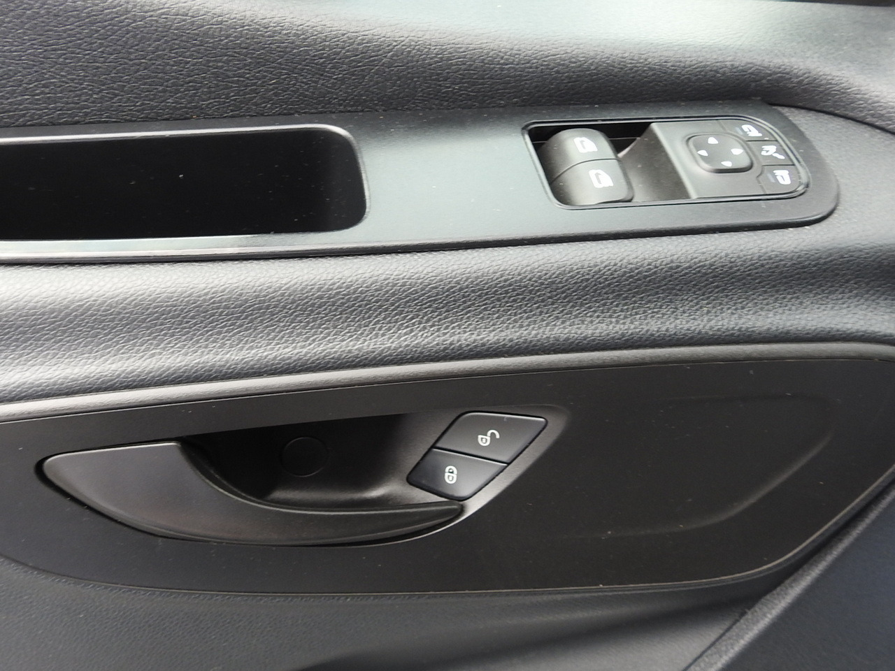 Van panel MERCEDES SPRINTER BOX DELIVERY VAN 5 SEATS CRUISE CONTROL NAVIGATION AIR CONDITIONING AUTOMATIC TRANSMISSION   160HP: gambar 24