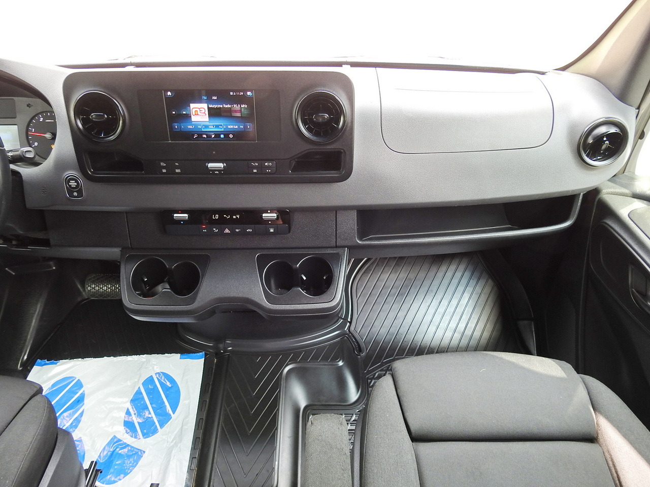 Van panel MERCEDES SPRINTER BOX DELIVERY VAN 5 SEATS CRUISE CONTROL NAVIGATION AIR CONDITIONING AUTOMATIC TRANSMISSION   160HP: gambar 33