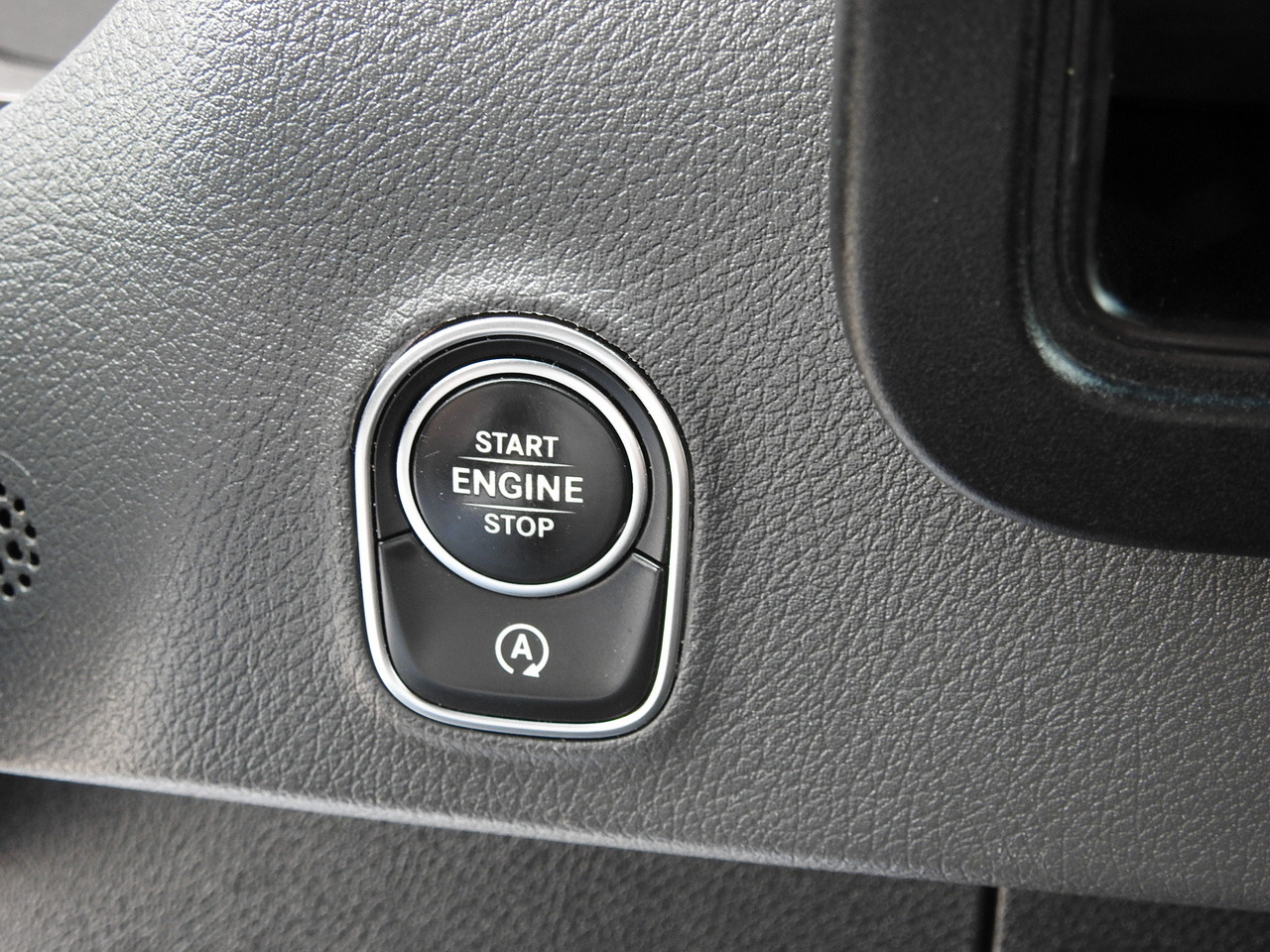 Van panel MERCEDES SPRINTER BOX DELIVERY VAN 5 SEATS CRUISE CONTROL NAVIGATION AIR CONDITIONING AUTOMATIC TRANSMISSION   160HP: gambar 27