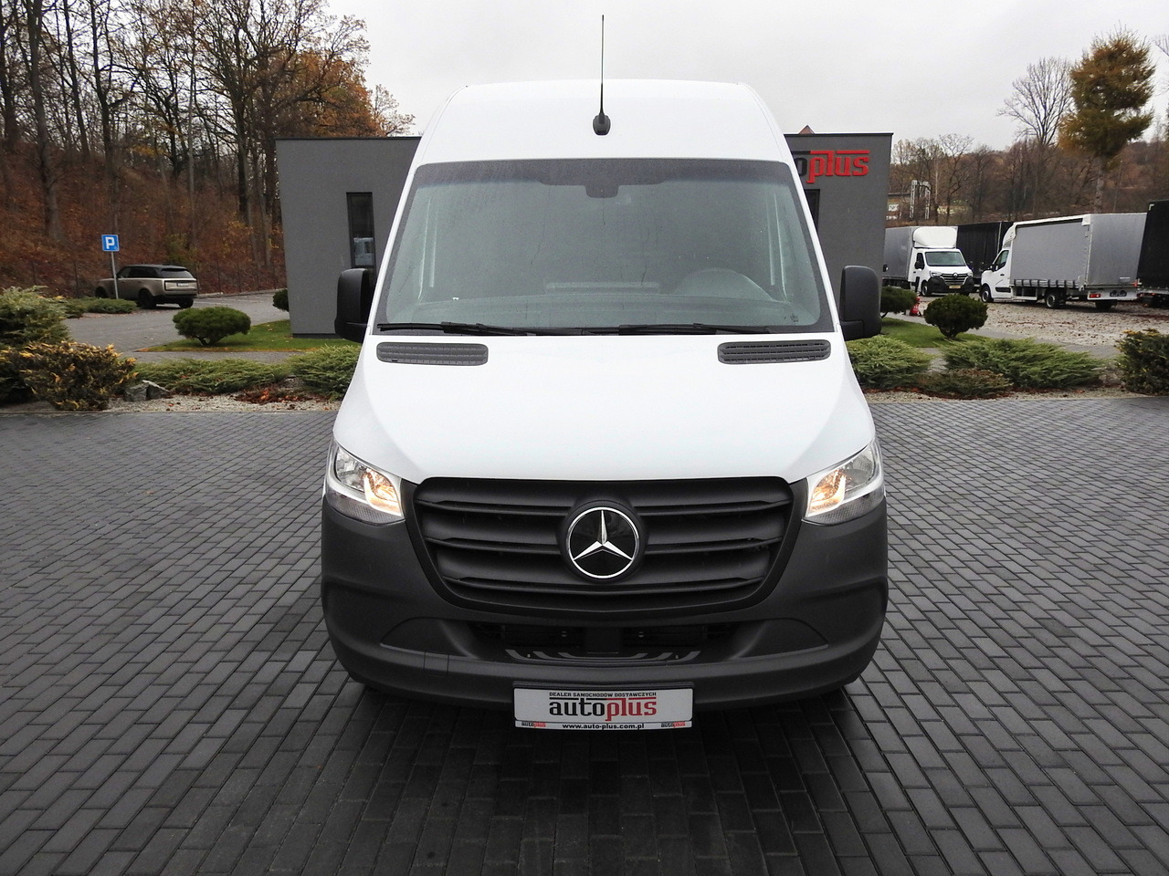 MERCEDES eSprinter NEW ELECTRIC VAN AUTOMATIC TRANSMISSION GUARANTEE 95HP - Van panel, Van listrik: gambar 5 MERCEDES eSprinter NEW ELECTRIC VAN AUTOMATIC TRANSMISSION GUARANTEE 95HP - Van panel, Van listrik: gambar 5