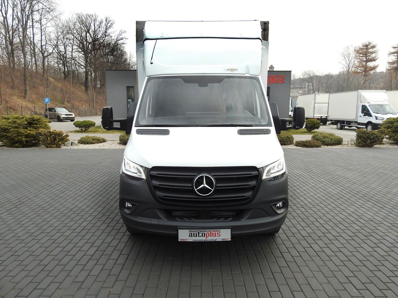 Mercedes-Benz SPRINTER 316 PRITSCHE PLANE 10 PALETTEN WEBASTO - Van dengan terpal samping, Van kombi: gambar 5 Mercedes-Benz SPRINTER 316 PRITSCHE PLANE 10 PALETTEN WEBASTO - Van dengan terpal samping, Van kombi: gambar 5
