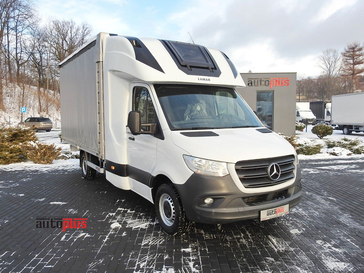Mercedes-Benz SPRINTER 316 PRITSCHE PLANE 8 PALETTEN WEBASTO - Van dengan terpal samping, Van kombi: gambar 1 Mercedes-Benz SPRINTER 316 PRITSCHE PLANE 8 PALETTEN WEBASTO - Van dengan terpal samping, Van kombi: gambar 1
