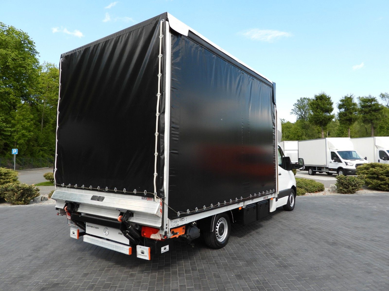 Mercedes-Benz SPRINTER 316 PRITSCHE PLANE AUFZUG 10 PALETTEN - Van dengan terpal samping, Van kombi: gambar 3 Mercedes-Benz SPRINTER 316 PRITSCHE PLANE AUFZUG 10 PALETTEN - Van dengan terpal samping, Van kombi: gambar 3