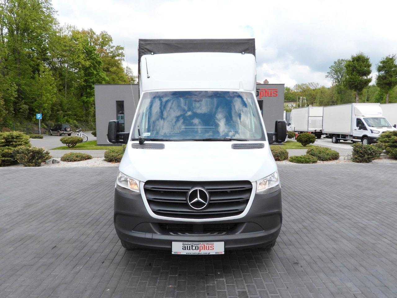Mercedes-Benz SPRINTER 316 PRITSCHE PLANE AUFZUG 8 PALETTEN - Van dengan terpal samping, Van kombi: gambar 5 Mercedes-Benz SPRINTER 316 PRITSCHE PLANE AUFZUG 8 PALETTEN - Van dengan terpal samping, Van kombi: gambar 5