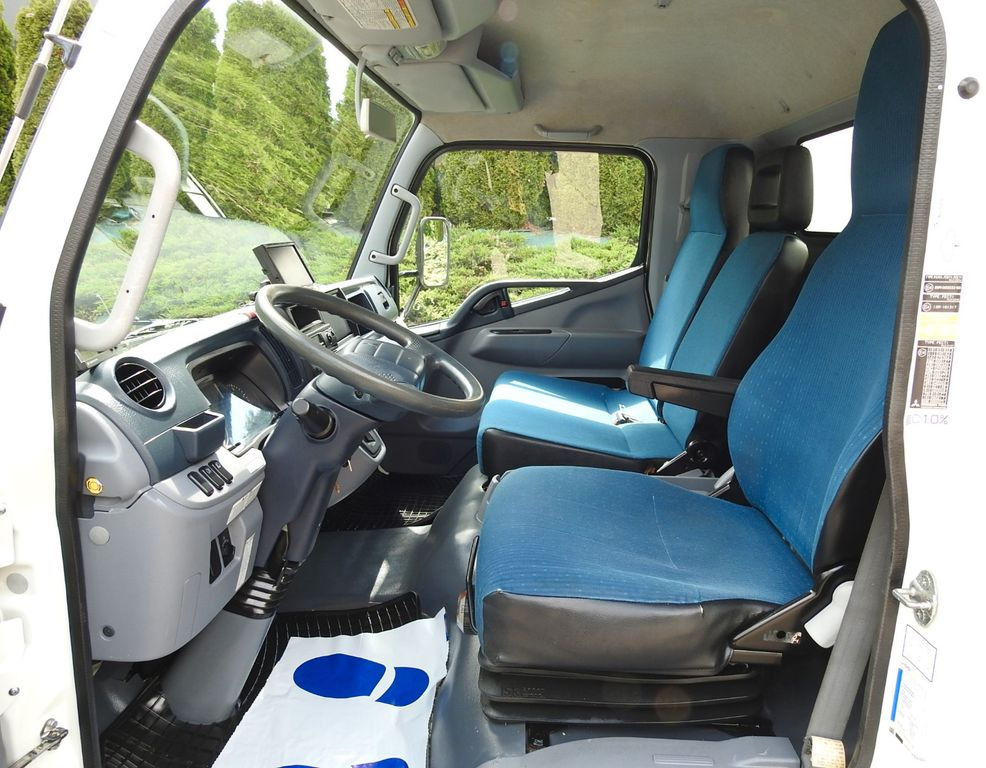 Van berpendingin Mitsubishi CANTER FUSO  CONTAINER  REFRIGERATOR  -4*C LIFT: gambar 27