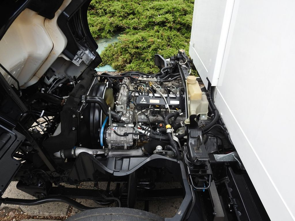 Van berpendingin Mitsubishi CANTER FUSO  CONTAINER  REFRIGERATOR  -4*C LIFT: gambar 26