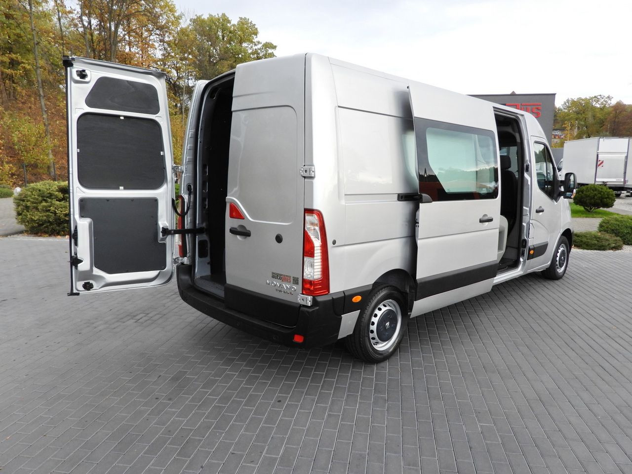 OPEL MOVANO BOX DELIVERY VAN 7 SEATS CRUISE CONTROL LED LIGHTS AIR CONDITIONING 180HP - Van panel: gambar 3 OPEL MOVANO BOX DELIVERY VAN 7 SEATS CRUISE CONTROL LED LIGHTS AIR CONDITIONING 180HP - Van panel: gambar 3