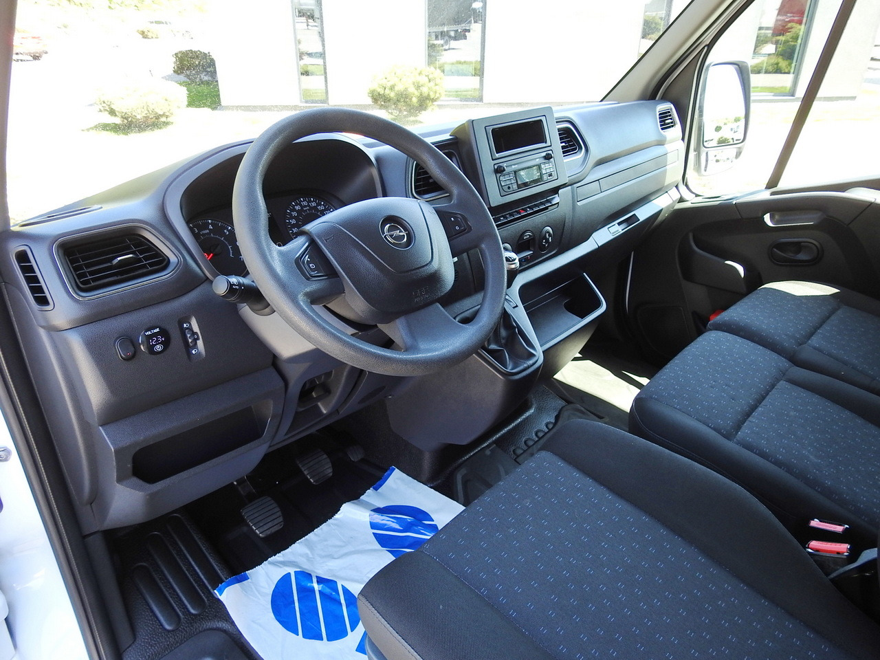 OPEL MOVANO - Van dengan terpal samping: gambar 2 OPEL MOVANO - Van dengan terpal samping: gambar 2