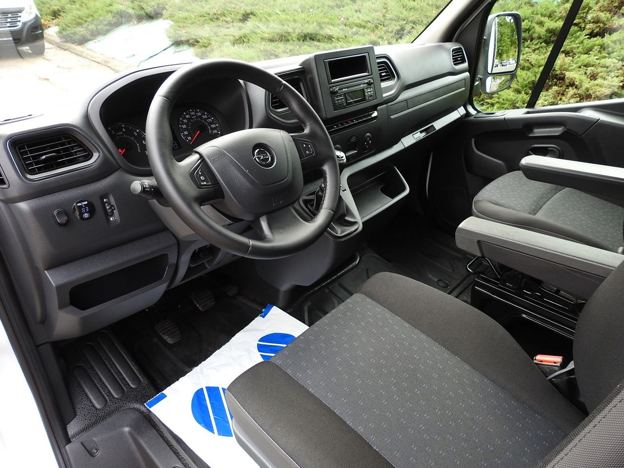 OPEL MOVANO - Van dengan terpal samping: gambar 2 OPEL MOVANO - Van dengan terpal samping: gambar 2