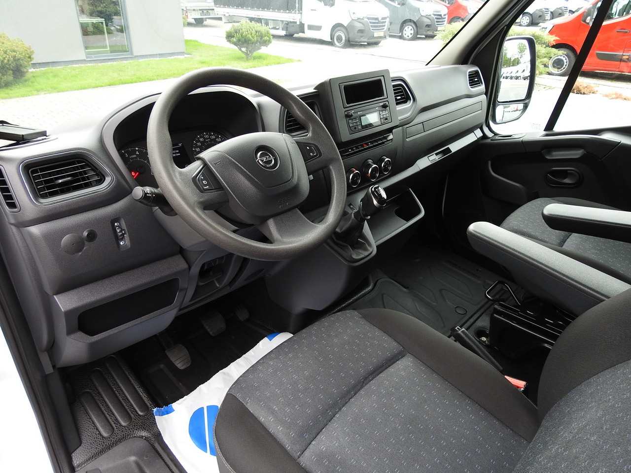 OPEL MOVANO - Van jungkit: gambar 2 OPEL MOVANO - Van jungkit: gambar 2