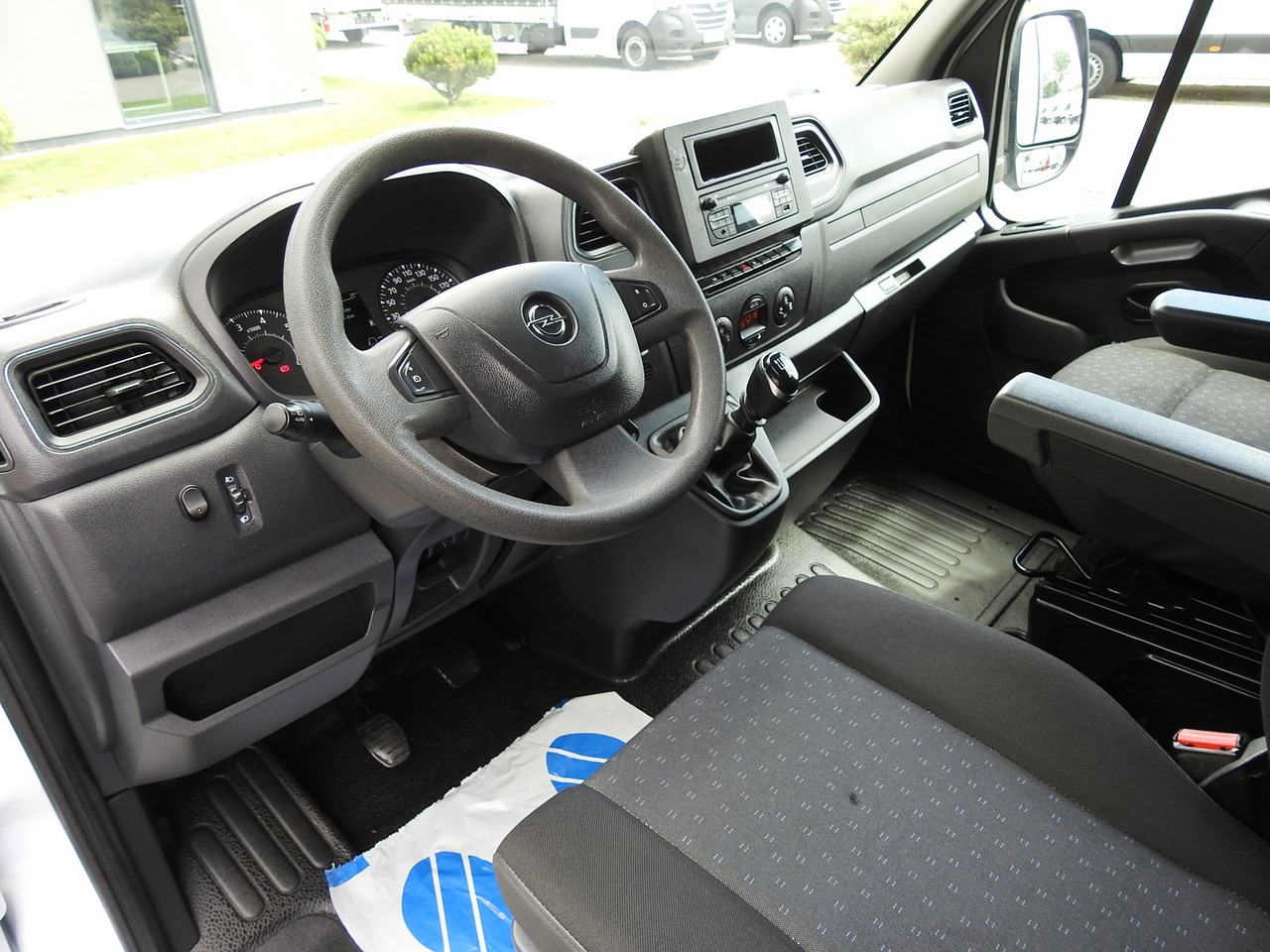 OPEL MOVANO TARPAULIN 10 PALLETS WEBASTO CRUISE CONTROL AIR CONDITIONING PNEUMATICS 165HP - Van dengan terpal samping: gambar 2 OPEL MOVANO TARPAULIN 10 PALLETS WEBASTO CRUISE CONTROL AIR CONDITIONING PNEUMATICS 165HP - Van dengan terpal samping: gambar 2