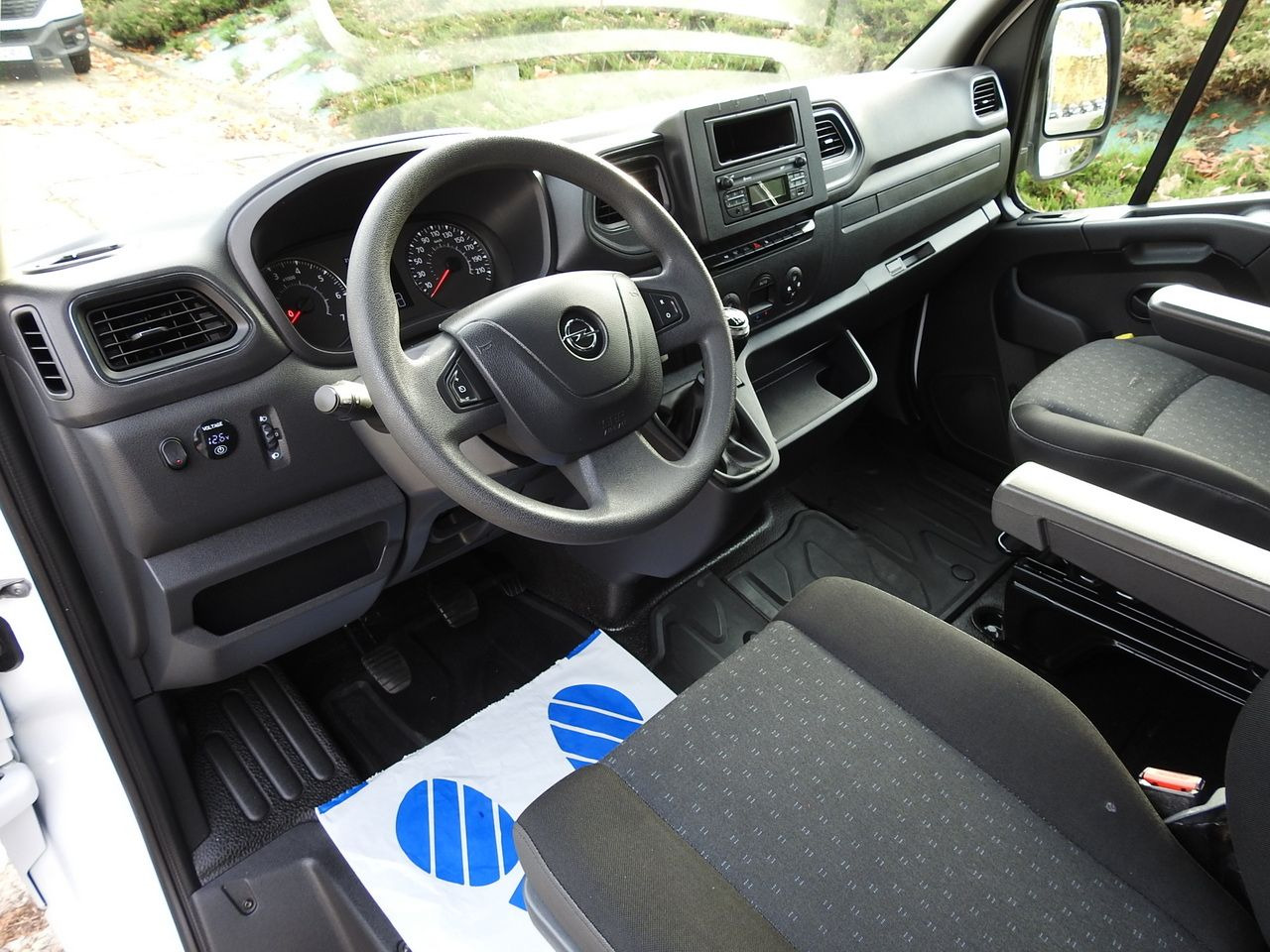 OPEL MOVANO TARPAULIN 10 PALLETS WEBASTO CRUISE CONTROL LED LIGHTS PNEUMATICS AIR CONDITIONING 165HP - Van dengan terpal samping: gambar 2 OPEL MOVANO TARPAULIN 10 PALLETS WEBASTO CRUISE CONTROL LED LIGHTS PNEUMATICS AIR CONDITIONING 165HP - Van dengan terpal samping: gambar 2