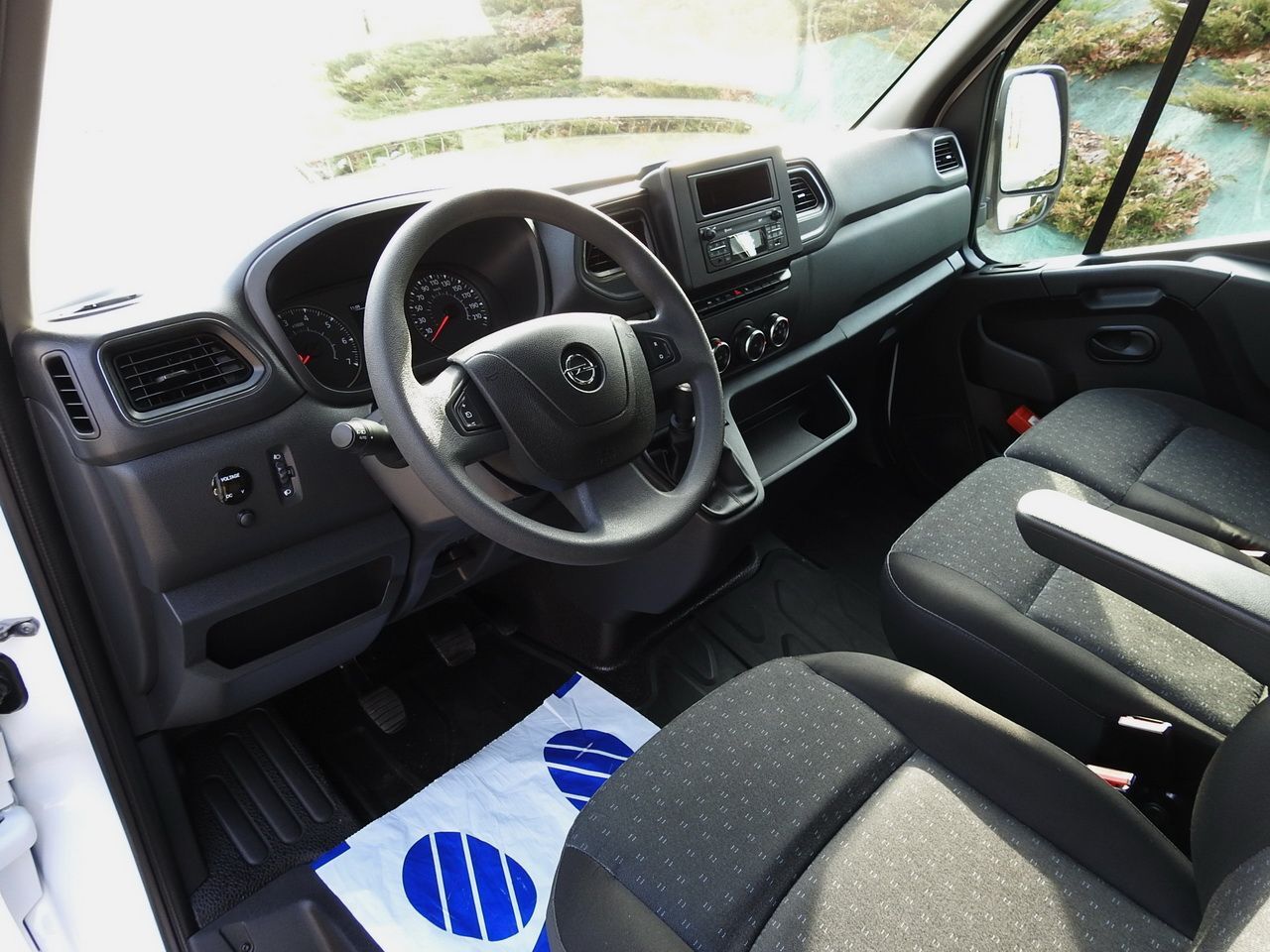 OPEL MOVANO TARPAULIN 10 PALLETS WEBASTO CRUISE CONTROL LED LIGHTS PNEUMATICS AIR CONDITIONING 165HP - Van dengan terpal samping: gambar 2 OPEL MOVANO TARPAULIN 10 PALLETS WEBASTO CRUISE CONTROL LED LIGHTS PNEUMATICS AIR CONDITIONING 165HP - Van dengan terpal samping: gambar 2
