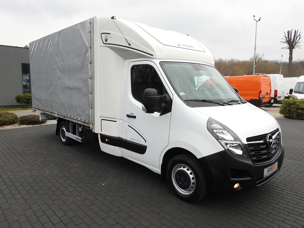 OPEL MOVANO TARPAULIN 8 PALLETS WEBASTO CRUISE CONTROL LED LIGHTS PNEUMATICS AIR CONDITIONING 165HP - Van dengan terpal samping: gambar 4 OPEL MOVANO TARPAULIN 8 PALLETS WEBASTO CRUISE CONTROL LED LIGHTS PNEUMATICS AIR CONDITIONING 165HP - Van dengan terpal samping: gambar 4
