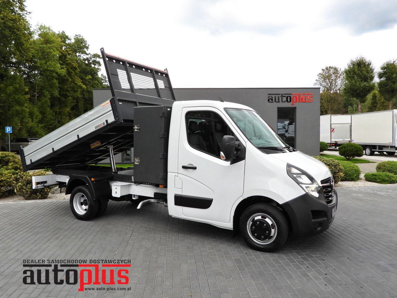 OPEL MOVANO TIPPER NAVIGATION LED LIGHTS TWIN WHEELS AIR CONDITIONING 145HP - Van jungkit: gambar 1 OPEL MOVANO TIPPER NAVIGATION LED LIGHTS TWIN WHEELS AIR CONDITIONING 145HP - Van jungkit: gambar 1