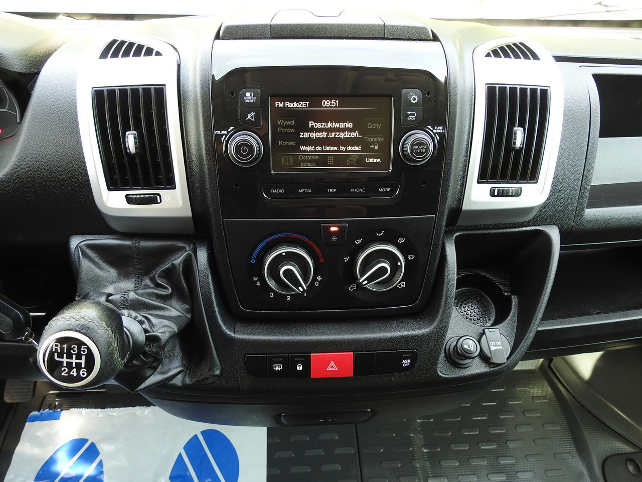 Van panel OPEL MOVANO VAN CRUISE CONTROL AIR CONDITIONING 140HP: gambar 27 Van panel OPEL MOVANO VAN CRUISE CONTROL AIR CONDITIONING 140HP: gambar 27