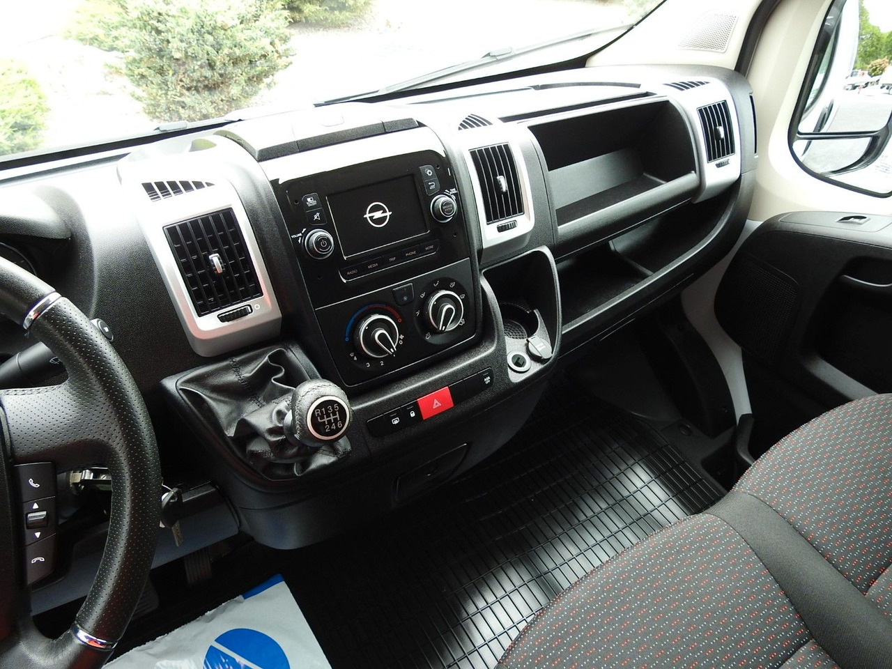 Van berpendingin Opel MOVANO KÜHLKASTENWAGEN 0*C HEIZFUNKTION Opel MOVANO KÜHLKASTENWAGEN 0*C HEIZFUNKTION: gambar 26