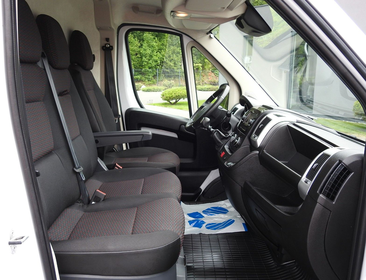 Van berpendingin Opel MOVANO KÜHLKASTENWAGEN 0*C HEIZFUNKTION Opel MOVANO KÜHLKASTENWAGEN 0*C HEIZFUNKTION: gambar 29