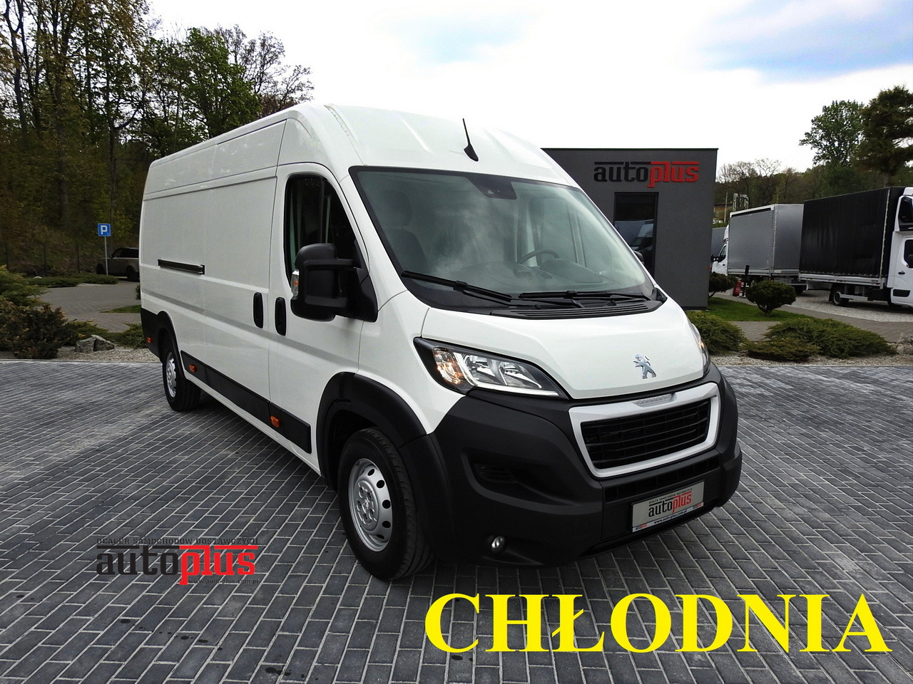 PEUGEOT BOXER REFRIGERATOR VAN 0*C CRUISE CONTROL NAVIGATION AIR CONDITIONING 135HP - Van berpendingin: gambar 1 PEUGEOT BOXER REFRIGERATOR VAN 0*C CRUISE CONTROL NAVIGATION AIR CONDITIONING 135HP - Van berpendingin: gambar 1