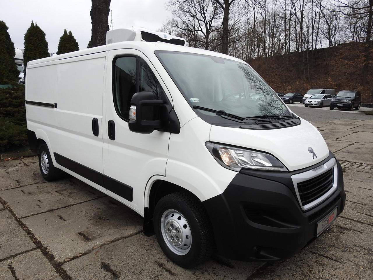 PEUGEOT BOXER REFRIGERATOR VAN -5*C TWO COMPARTMENTS CRUISE CONTROL AIR CONDITIONING 120HP - Van berpendingin: gambar 4 PEUGEOT BOXER REFRIGERATOR VAN -5*C TWO COMPARTMENTS CRUISE CONTROL AIR CONDITIONING 120HP - Van berpendingin: gambar 4