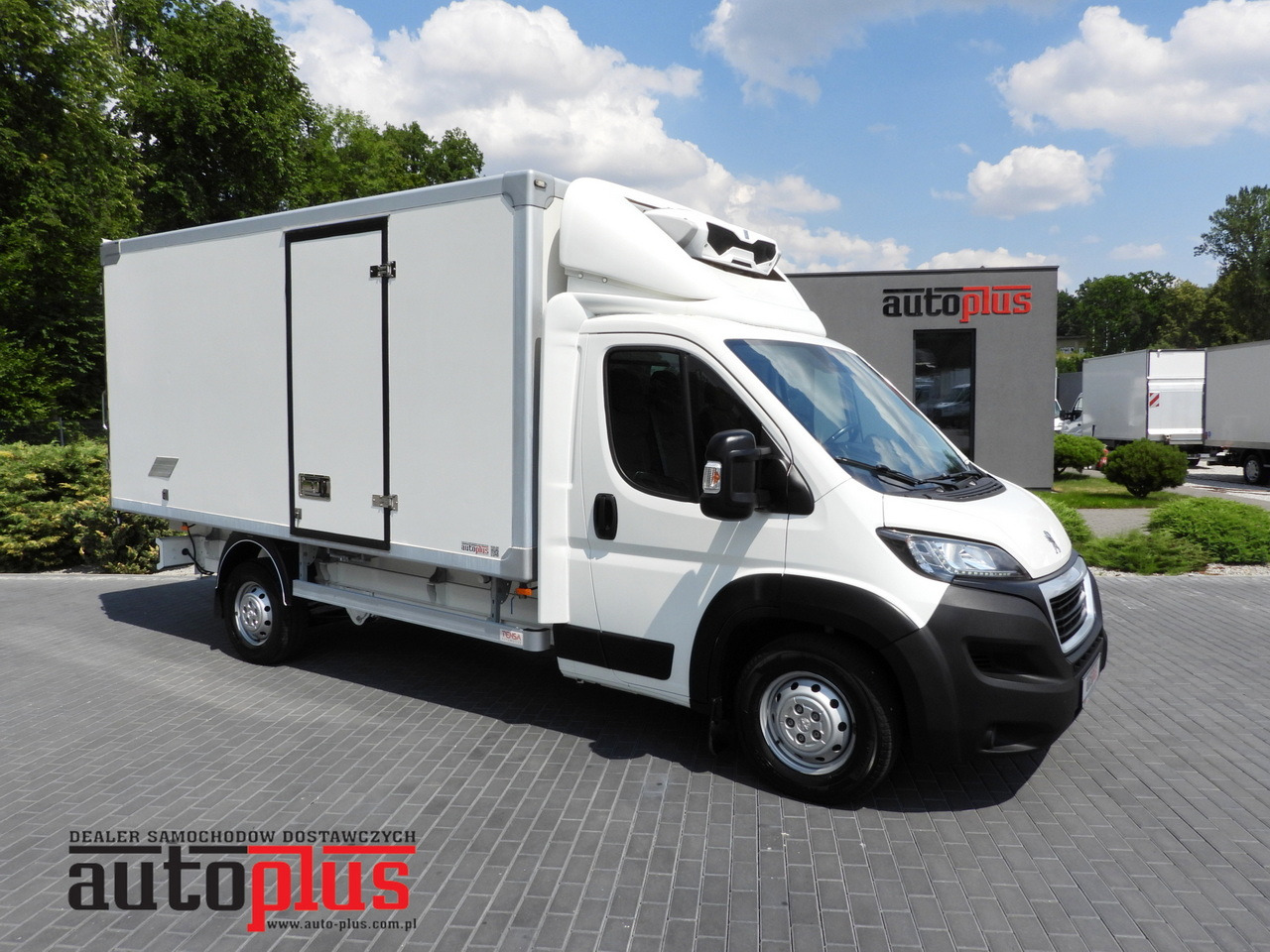 PEUGEOT BOXER REGRIGERATOR BOX 0*C 8 PALLETS CRUISE CONTROL LED LIGHTS AIR CONDITIONING 165HP - Van berpendingin: gambar 1 PEUGEOT BOXER REGRIGERATOR BOX 0*C 8 PALLETS CRUISE CONTROL LED LIGHTS AIR CONDITIONING 165HP - Van berpendingin: gambar 1