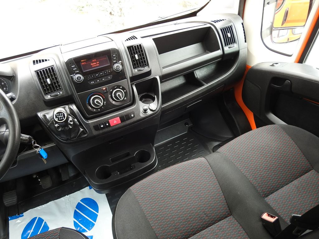 Leasing Peugeot BOXER PRITSCHE PLANE DOPPELKABINE DOKA 7 SITZE  Peugeot BOXER PRITSCHE PLANE DOPPELKABINE DOKA 7 SITZE: gambar 23