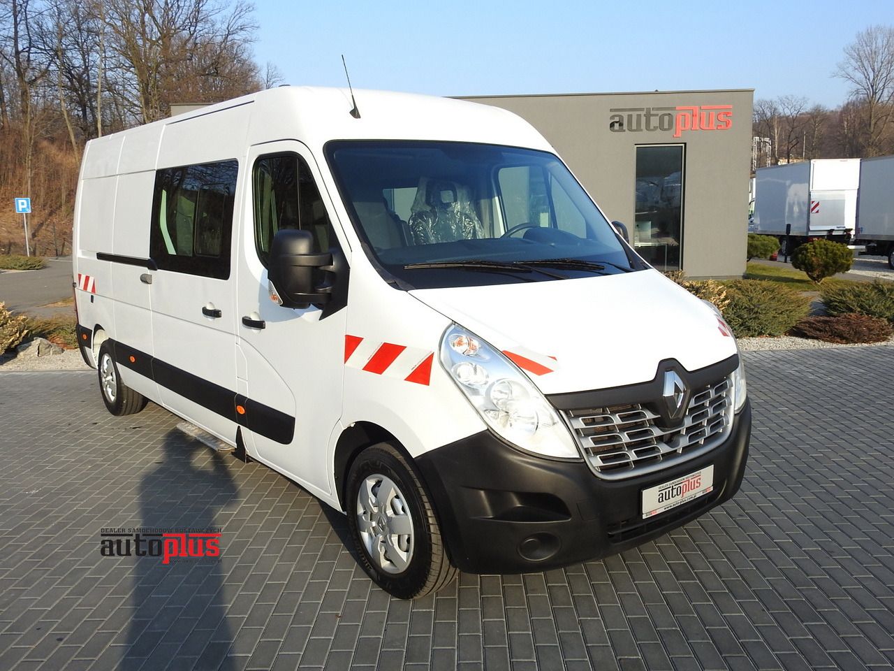 RENAULT MASTER BOX DELIVERY VAN 7 SEATS CRUISE CONTROL AIR CONDITIONING 130HP - Van panel: gambar 1 RENAULT MASTER BOX DELIVERY VAN 7 SEATS CRUISE CONTROL AIR CONDITIONING 130HP - Van panel: gambar 1