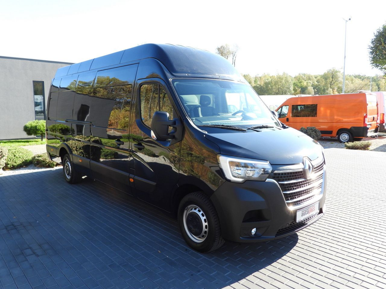 RENAULT MASTER BOX DELIVERY VAN 7 SEATS CRUISE CONTROL LED LIGHTS AIR CONDITIONING 165HP - Van panel: gambar 4 RENAULT MASTER BOX DELIVERY VAN 7 SEATS CRUISE CONTROL LED LIGHTS AIR CONDITIONING 165HP - Van panel: gambar 4
