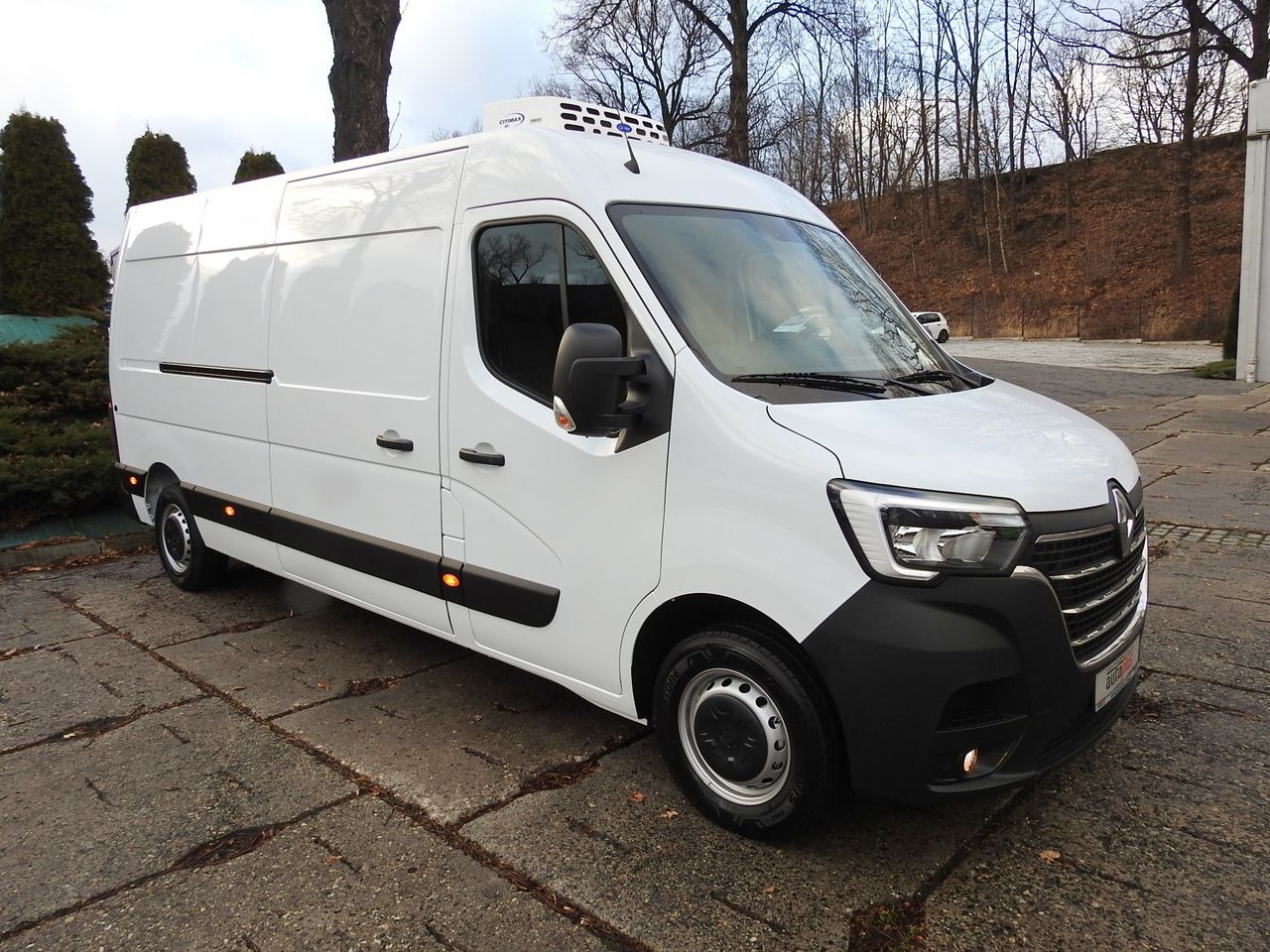 RENAULT MASTER NEW REFRIGERATOR VAN -10*C AIR CONDITIONING MANUFACTURERS 135HP - Van berpendingin: gambar 4 RENAULT MASTER NEW REFRIGERATOR VAN -10*C AIR CONDITIONING MANUFACTURERS 135HP - Van berpendingin: gambar 4