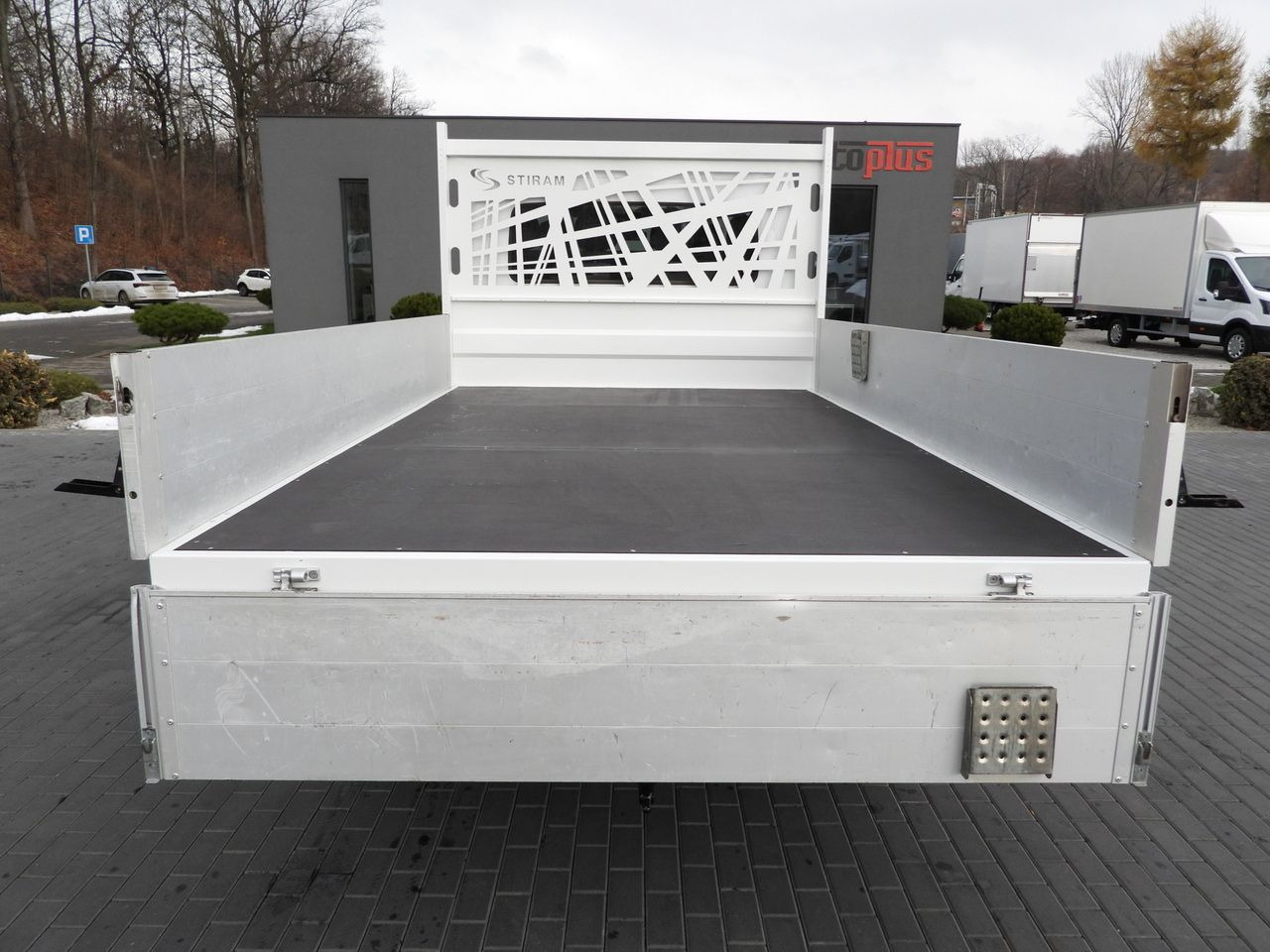 Van kombi RENAULT MASTER STAKE BODY DOUBLE CABIN DOKA 6 SEATS CRUISE CONTROL NAVIGATION LED LIGHTS AIR CONDITIONING 150HP: gambar 11 Van kombi RENAULT MASTER STAKE BODY DOUBLE CABIN DOKA 6 SEATS CRUISE CONTROL NAVIGATION LED LIGHTS AIR CONDITIONING 150HP: gambar 11