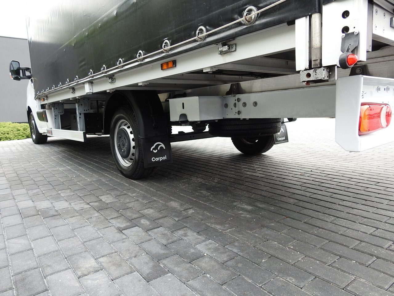 Van dengan terpal samping RENAULT MASTER TARPAULIN 10 PALLETS WEBASTO CRUISE CONTROL AIR CONDITIONING LED LIGHTS PNEUMATICS 165HP: gambar 16 Van dengan terpal samping RENAULT MASTER TARPAULIN 10 PALLETS WEBASTO CRUISE CONTROL AIR CONDITIONING LED LIGHTS PNEUMATICS 165HP: gambar 16