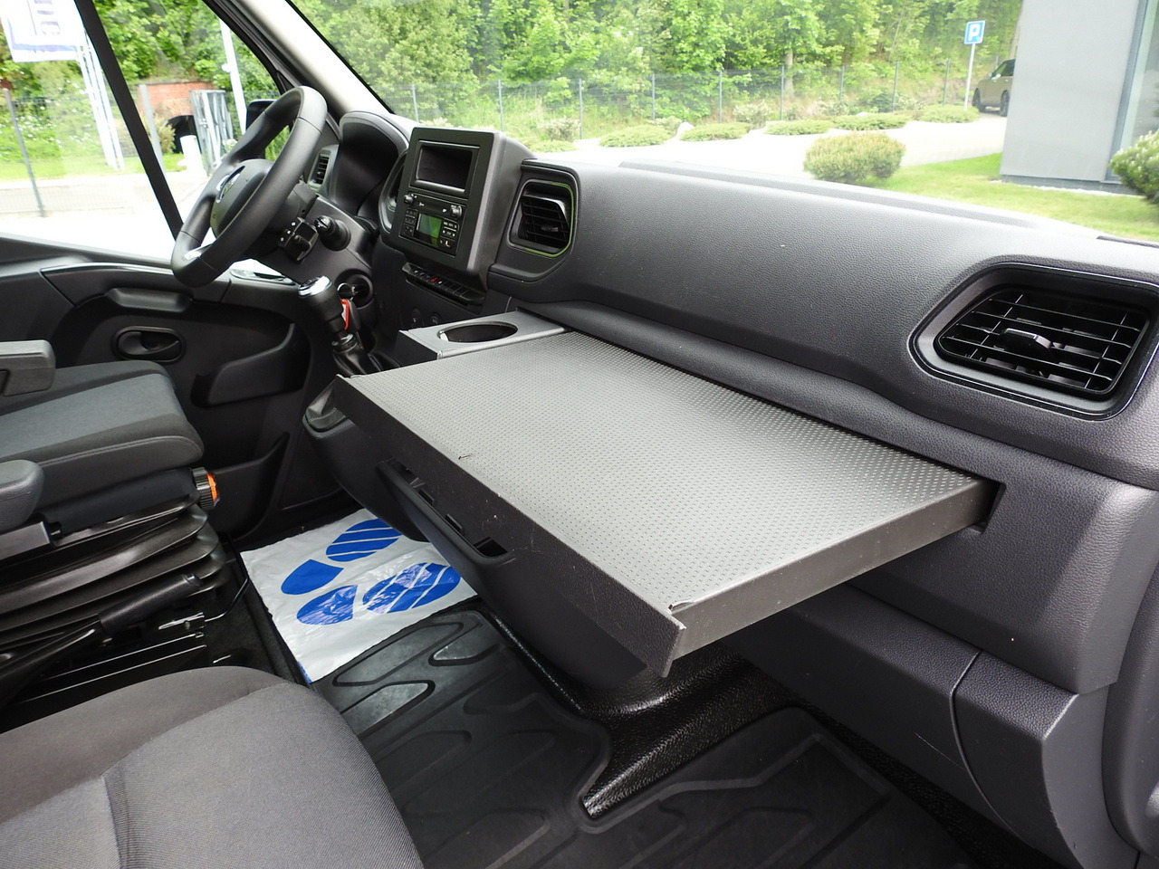 Van dengan terpal samping RENAULT MASTER TARPAULIN 10 PALLETS WEBASTO CRUISE CONTROL AIR CONDITIONING LED LIGHTS PNEUMATICS 165HP: gambar 42 Van dengan terpal samping RENAULT MASTER TARPAULIN 10 PALLETS WEBASTO CRUISE CONTROL AIR CONDITIONING LED LIGHTS PNEUMATICS 165HP: gambar 42