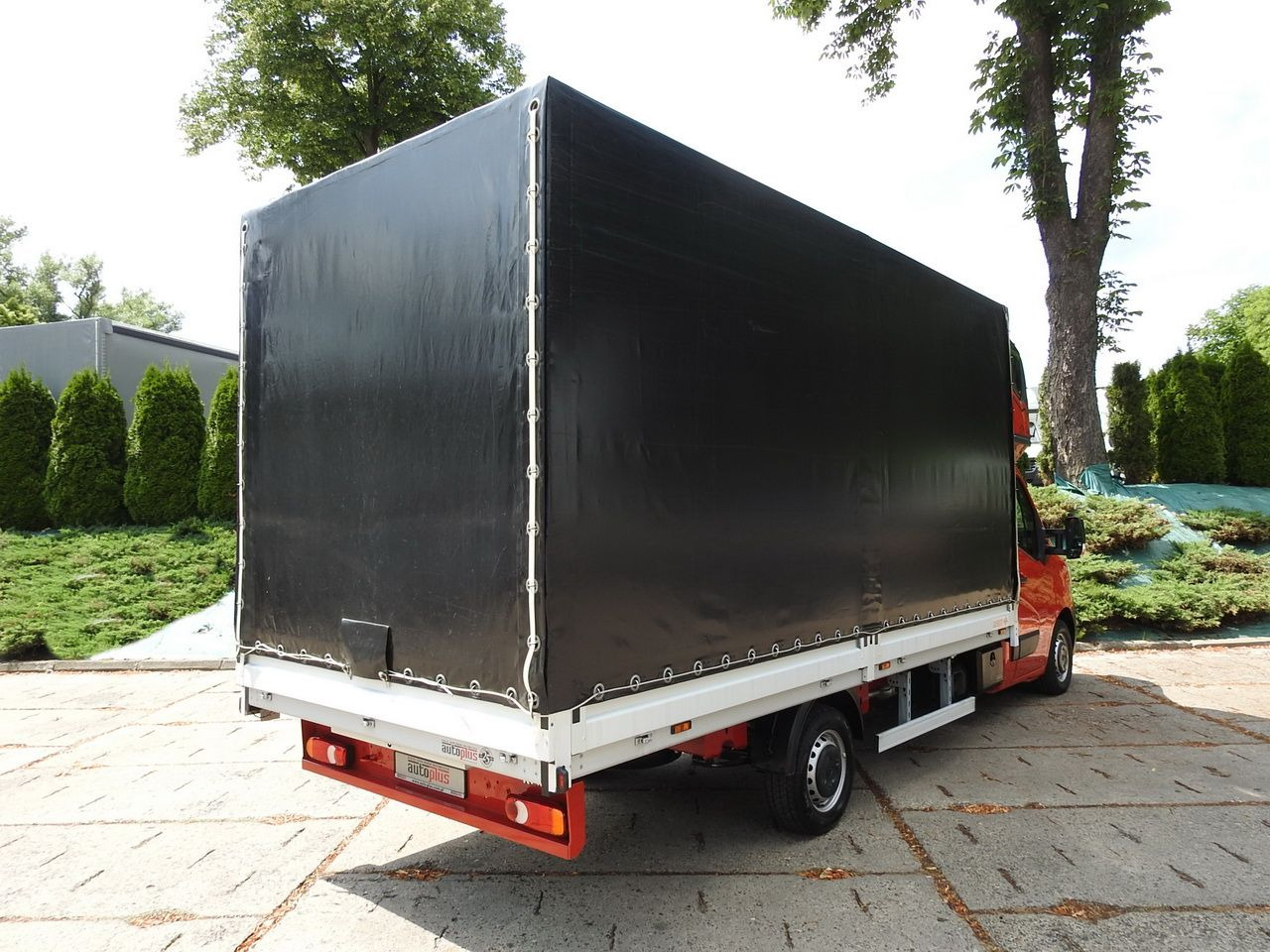 RENAULT MASTER TARPAULIN 10 PALLETS WEBASTO CRUISE CONTROL LED LIGHTS PNEUMATICS AIR CONDITIONING 165HP - Van dengan terpal samping: gambar 3 RENAULT MASTER TARPAULIN 10 PALLETS WEBASTO CRUISE CONTROL LED LIGHTS PNEUMATICS AIR CONDITIONING 165HP - Van dengan terpal samping: gambar 3