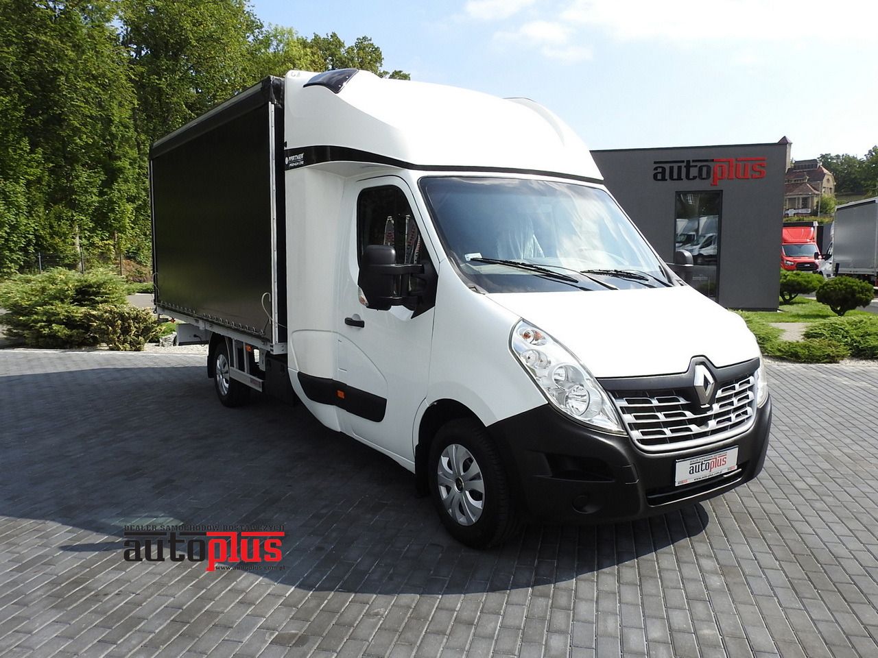 RENAULT MASTER TARPAULIN 8 PALLETS CRUISE CONTROL AIR CONDITIONING 170HP - Van dengan terpal samping: gambar 1 RENAULT MASTER TARPAULIN 8 PALLETS CRUISE CONTROL AIR CONDITIONING 170HP - Van dengan terpal samping: gambar 1