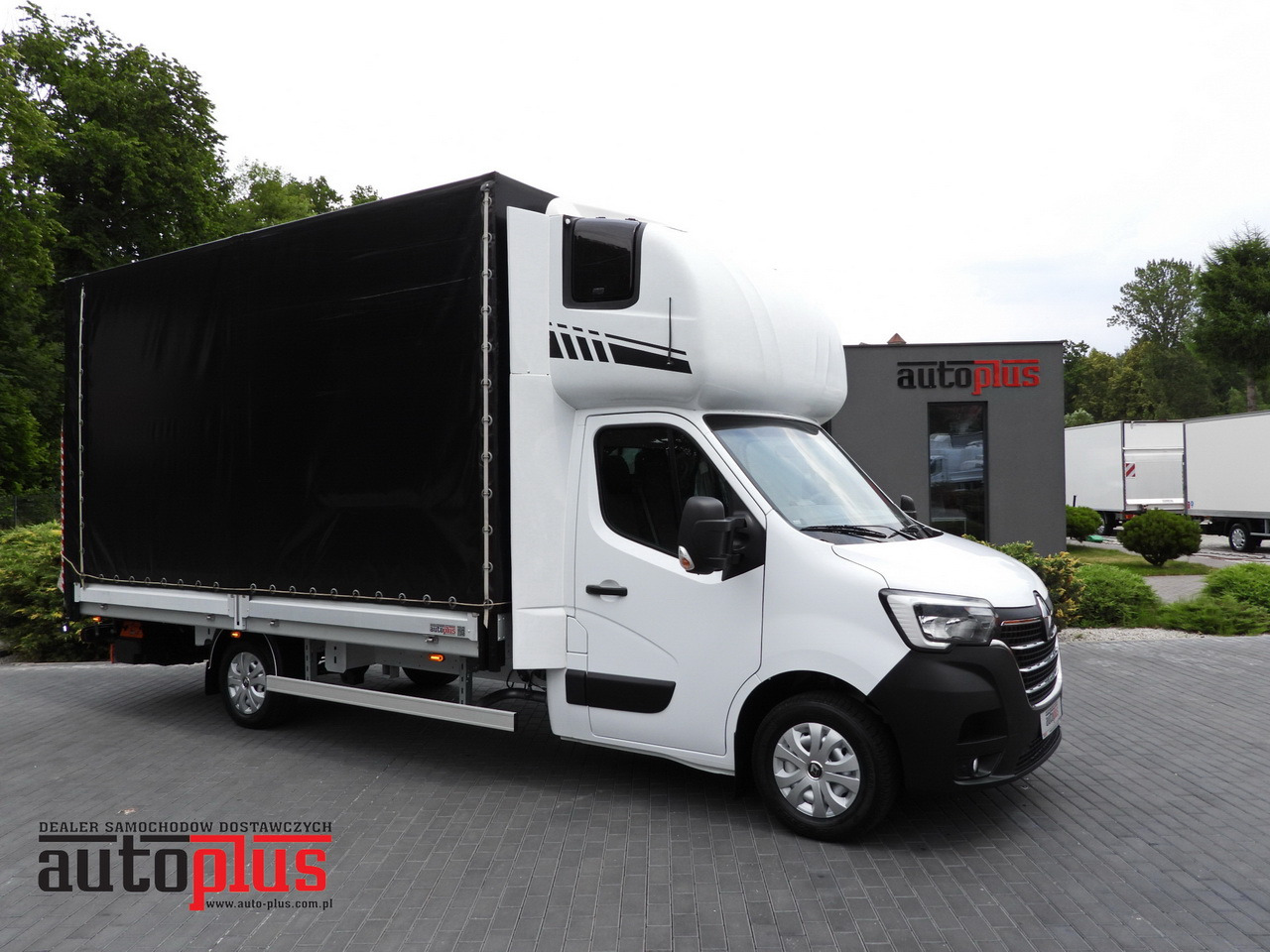 RENAULT MASTER TARPAULIN LIFT 10 PALLETS WEBASTO CRUISE CONTROL LED LIGHTS PNEUMATICS AIR CONDITIONING 165HP - Van dengan terpal samping: gambar 1 RENAULT MASTER TARPAULIN LIFT 10 PALLETS WEBASTO CRUISE CONTROL LED LIGHTS PNEUMATICS AIR CONDITIONING 165HP - Van dengan terpal samping: gambar 1
