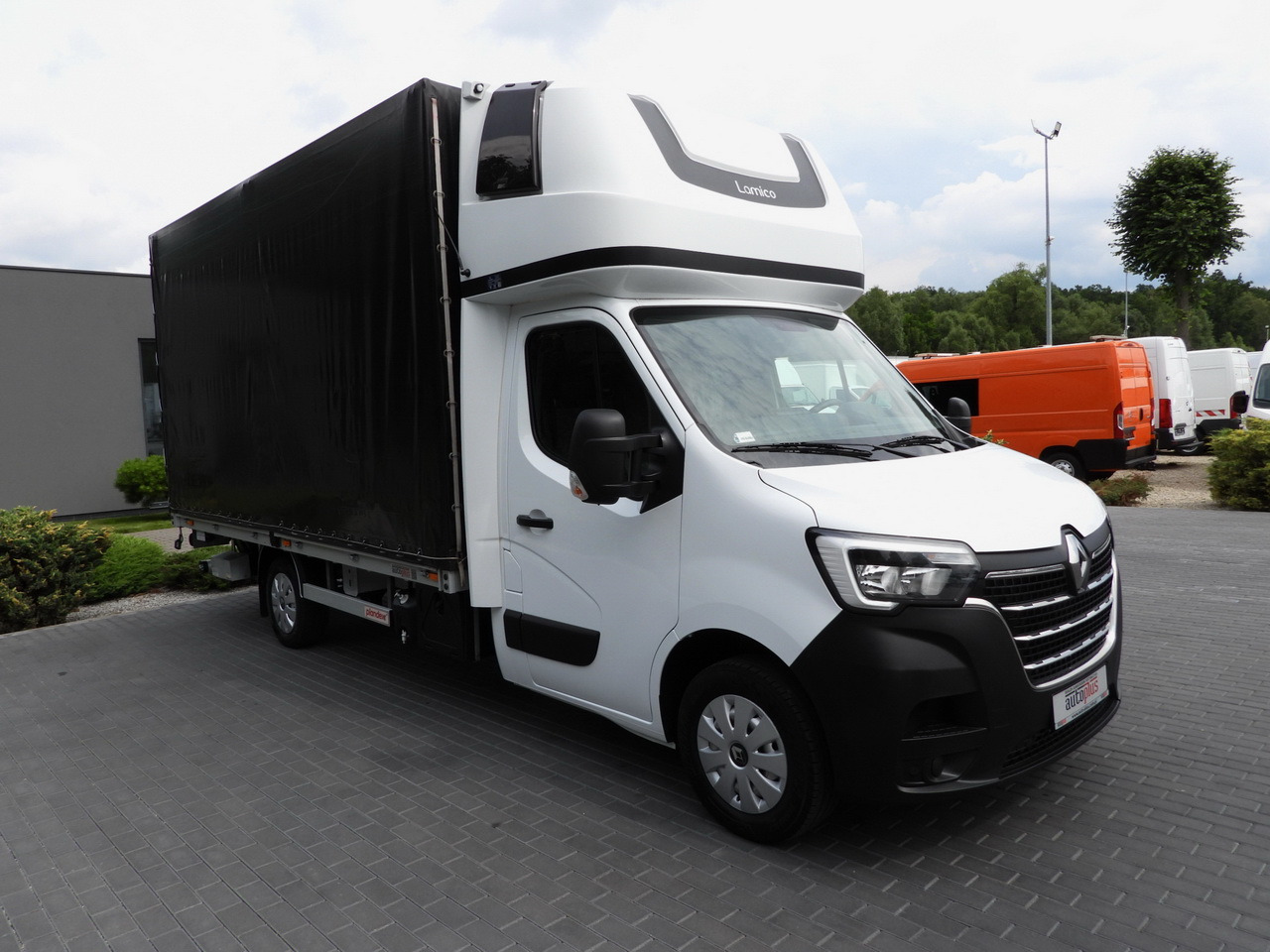 RENAULT MASTER TARPAULIN LIFT 9 PALLETS WEBASTO CRUISE CONTROL LED LIGHTS PNEUMATICS AIR CONDITIONING 165HP - Van dengan terpal samping: gambar 4 RENAULT MASTER TARPAULIN LIFT 9 PALLETS WEBASTO CRUISE CONTROL LED LIGHTS PNEUMATICS AIR CONDITIONING 165HP - Van dengan terpal samping: gambar 4