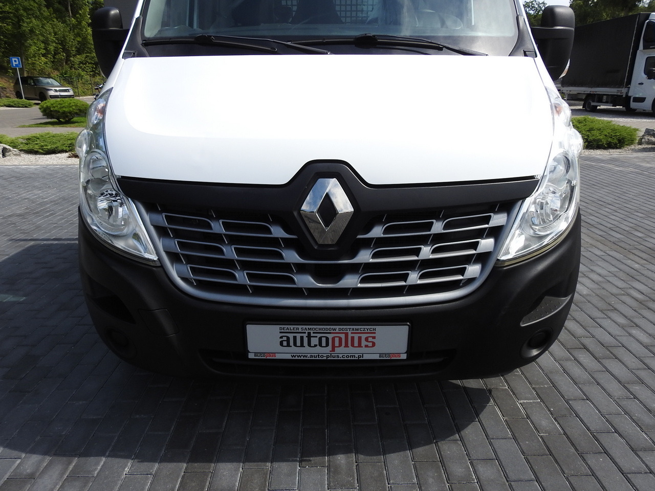 Van jungkit RENAULT MASTER TIPPER  130HP: gambar 14 Van jungkit RENAULT MASTER TIPPER  130HP: gambar 14