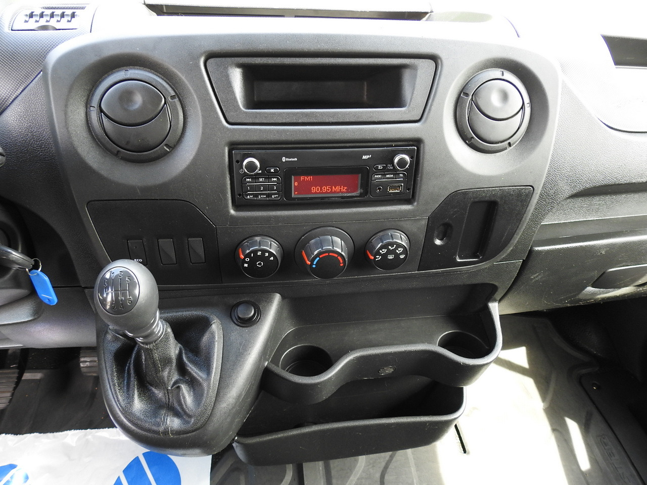 Van jungkit RENAULT MASTER TIPPER  130HP: gambar 29 Van jungkit RENAULT MASTER TIPPER  130HP: gambar 29