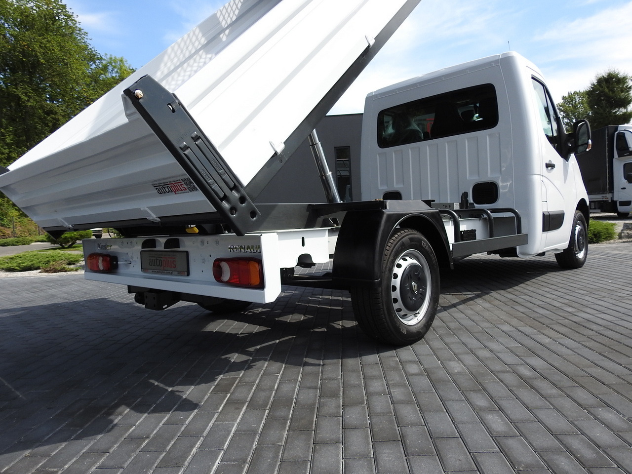 Van jungkit RENAULT MASTER TIPPER  130HP: gambar 21 Van jungkit RENAULT MASTER TIPPER  130HP: gambar 21