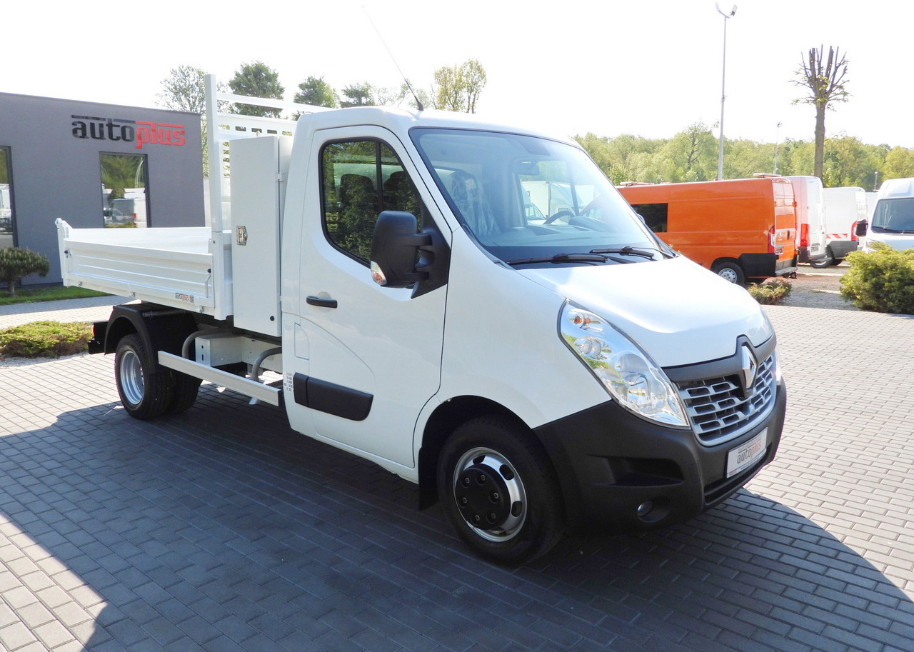 RENAULT MASTER TIPPER CRUISE CONTROL TWIN WHEELS AIR CONDITIONING 145HP - Van jungkit: gambar 4 RENAULT MASTER TIPPER CRUISE CONTROL TWIN WHEELS AIR CONDITIONING 145HP - Van jungkit: gambar 4