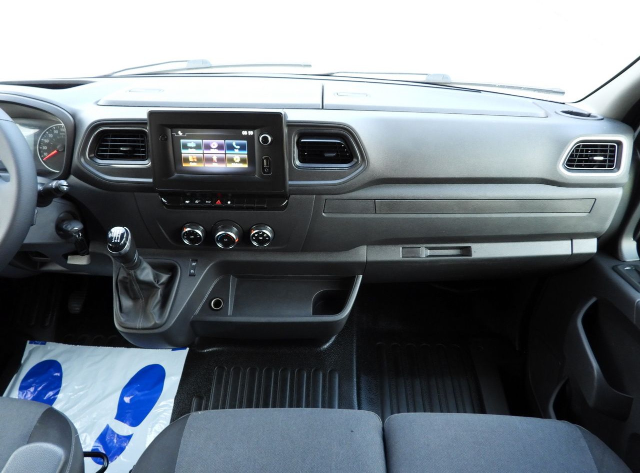 Van jungkit RENAULT MASTER TIPPER DOUBLE CABIN DOKA 7 SEATS CRUISE CONTROL NAVIGATION LED LIGHTS AIR CONDITIONING 145HP: gambar 29 Van jungkit RENAULT MASTER TIPPER DOUBLE CABIN DOKA 7 SEATS CRUISE CONTROL NAVIGATION LED LIGHTS AIR CONDITIONING 145HP: gambar 29