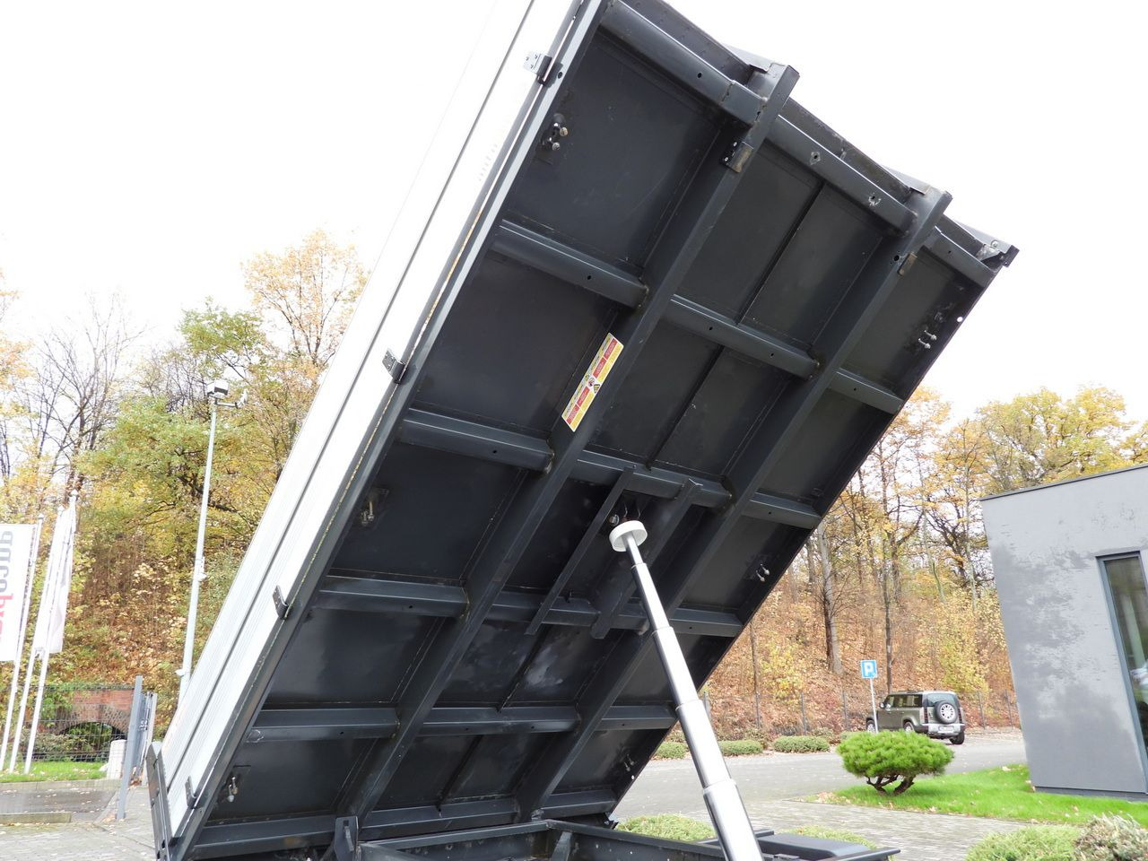 Van jungkit RENAULT MASTER TIPPER DOUBLE CABIN DOKA 7 SEATS CRUISE CONTROL NAVIGATION LED LIGHTS AIR CONDITIONING 145HP: gambar 22 Van jungkit RENAULT MASTER TIPPER DOUBLE CABIN DOKA 7 SEATS CRUISE CONTROL NAVIGATION LED LIGHTS AIR CONDITIONING 145HP: gambar 22