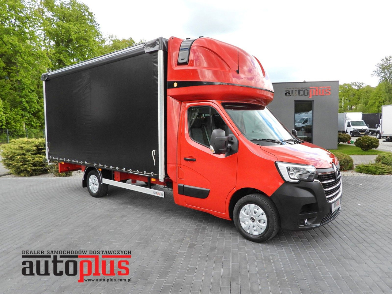 Renault MASTER PRITSCHE PLANE 10 PALETTEN WEBASTO A/C - Van dengan terpal samping: gambar 1 Renault MASTER PRITSCHE PLANE 10 PALETTEN WEBASTO A/C - Van dengan terpal samping: gambar 1
